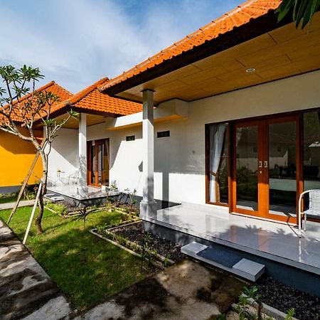 Anugrah Sari Homestay By Wizzela Lembongan Exterior foto