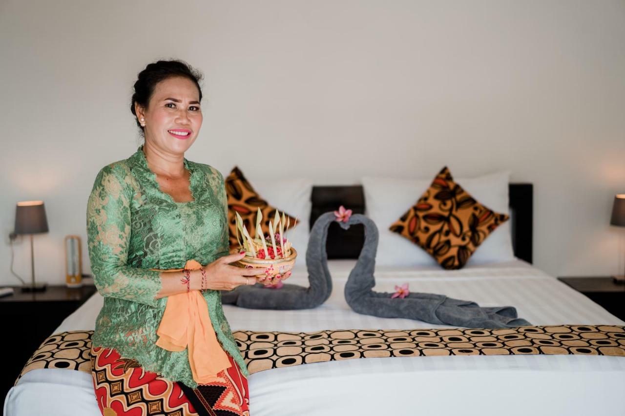 Anugrah Sari Homestay By Wizzela Lembongan Exterior foto
